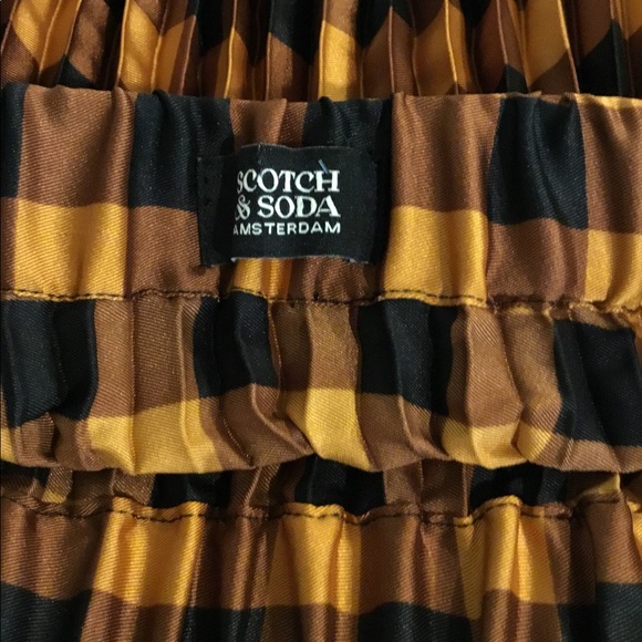 Scotch & Soda Pleated Skirt - Picture 4 of 5